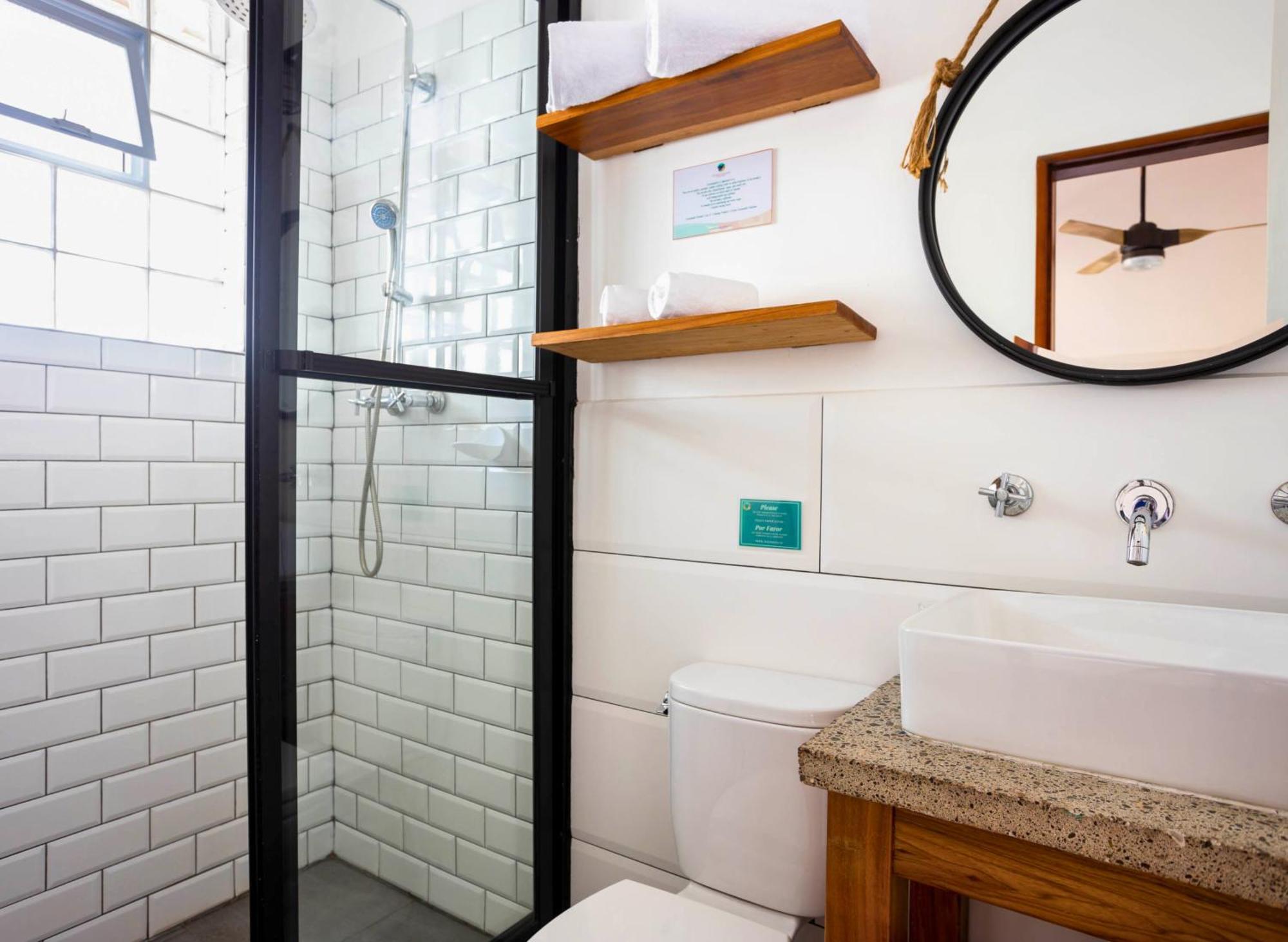 Divers Paradise Boutique Hotel Бокас Номер фото